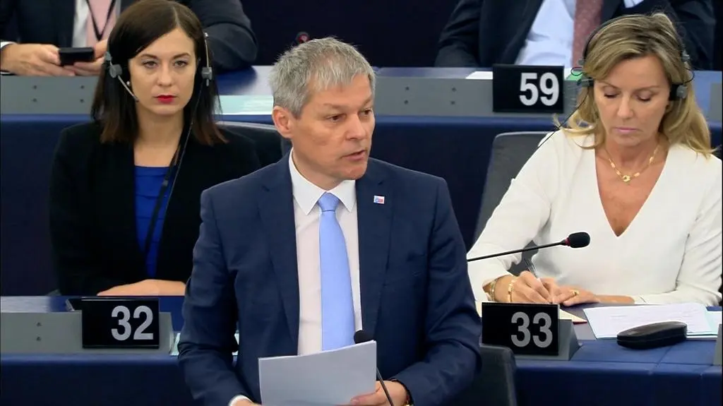 Dacian Ciolos: nasza grupa jest gotowa panią poprzeć