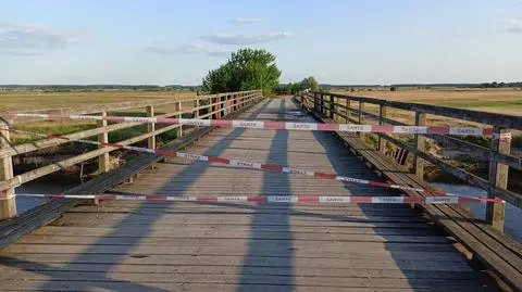 Przeprawa jest obecnie zamknięta 