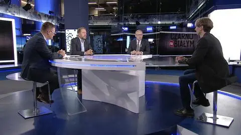 "Siła kłamstw" o pracach komisji Macierewicza. Specjalne wydanie programu "Czarno na białym"