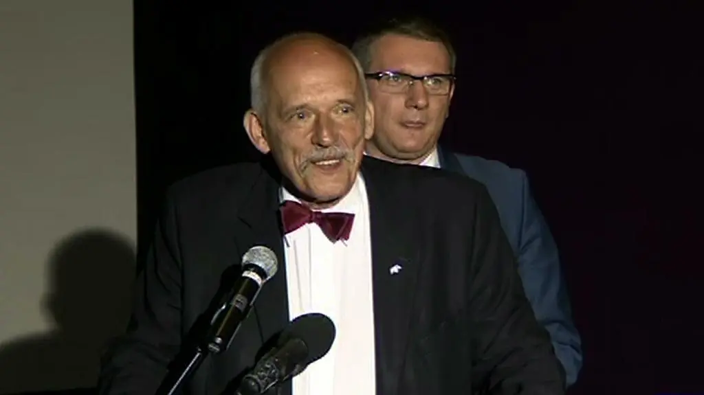 Reżim powinien podać się do dymisji i oddać władzę