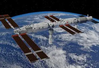 Utknęli przez kosmiczny śmieć. Co z ich powrotem na Ziemię?