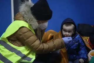 Stacja w Olkuszu. Przyjazd pociągu z uchodźcami z Ukrainy