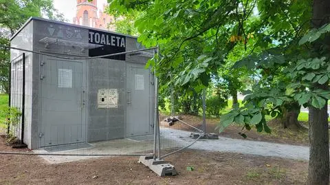Słynny szalet otwarty. Jego budowa miała kosztować ponad 400 tysięcy złotych