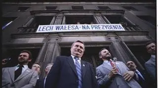 Lech Wałęsa w czasie kampanii wyborczej w 1990 roku
