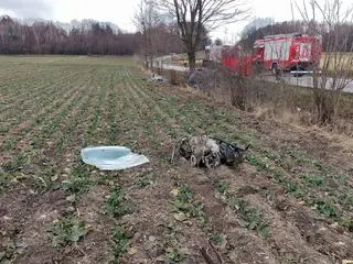 Chłopak jechał samochodem sam