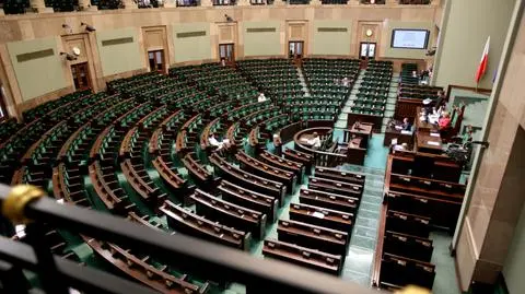 Ważą się losy ustawy o in vitro