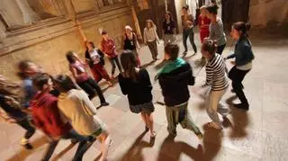 Sześć tysięcy uczestników, przeszło 120 warsztatów, stu artystów i 10 scen. W Lubiążu trwa XX Slot Art Festival.