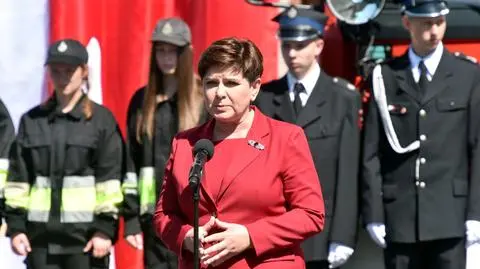 Beata Szydło przemawiała do strażaków KOD próbował zakłócić
