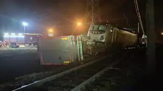Zderzenie ciężarówki z pociągiem