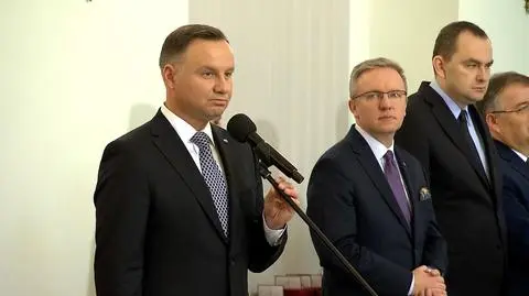 Prezydent wręczył w piątek odznaczenia państwowe