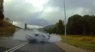 Do zdarzenia doszło na drodze w pobliżu Bolkowa