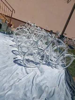 Udało się pomalować trzynaście rowerów