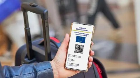 Ponad 11 tysięcy ujawnionych fałszywych certyfikatów szczepień. Dane z niemieckich landów