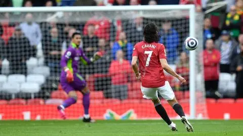 Magiczny gol Cavaniego. Kibice wreszcie mogli to zobaczyć