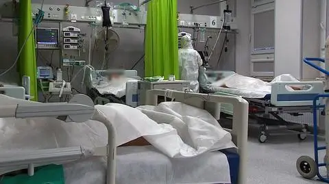 Półtora roku temu WHO ogłosiła pandemię COVID-19. "Ryzyko cały czas istnieje"