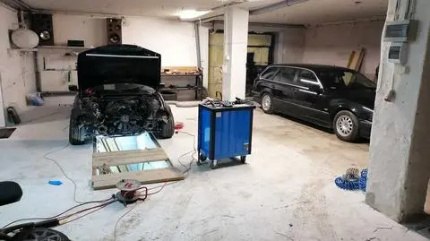 Nie żyje dwóch mężczyzn. Ich ciała znaleziono w garażu