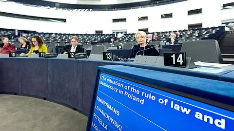 Parlament Europejski za rezolucją