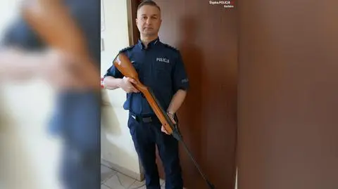 Jechała rowerem, coś ją "ukłuło". "Patrzy, ma ranę na nodze, a na ulicy stoi mężczyzna z wiatrówką"