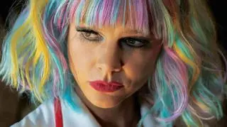 "Obiecująca. Młoda. Kobieta" to tegoroczne objawienie reżyserskie znanej aktorki