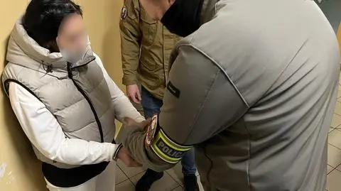 Wywozili ludzi bezdomnych do Niemiec. Tam zmuszali do zaciągania kredytów, wynajmowania aut