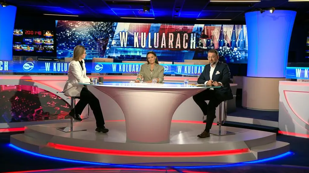 29 2000 w kuluarach cl-0006