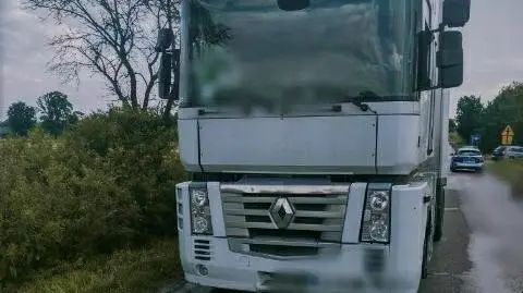 Najechała na niego ciężarówka, zginął na miejscu