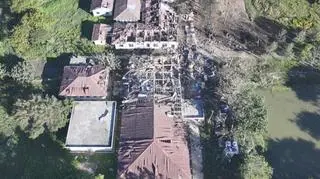 Skutki ataku z powietrza junty na szpital w zachodniej Mjanmie