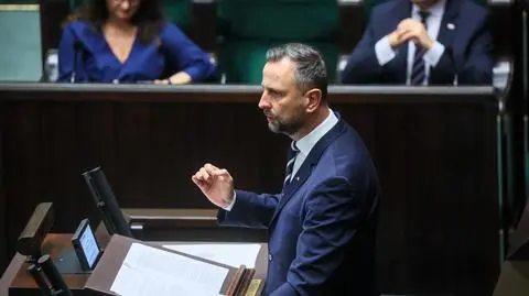 Kosiniak-Kamysz: czas dostaw zamówień broni musi być uzupełniony siłami sojuszniczymi 