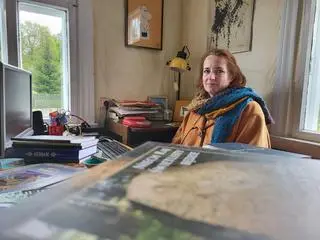 Marta Olchowik-Choynowska prowadziła antykwariaty w Krakowie, Sopocie i Krynkach. Teraz jest w Kruszynianach 