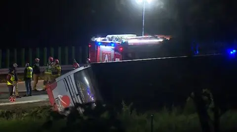 Wypadek na A4 z udziałem autobusu