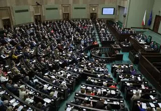 Cała noc przygotowań. Szczegóły utajnionych obrad Sejmu