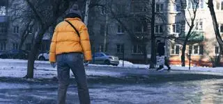 "Zostań w domu, jeśli możesz". Alert RCB w większości kraju