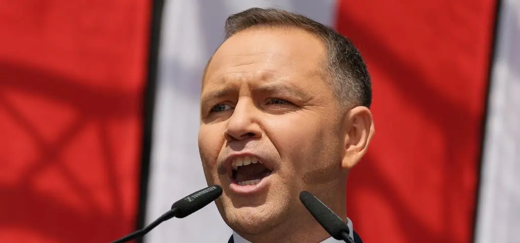 "Karol Nawrocki sam sobie zaprzecza. To się nie trzyma kupy" 