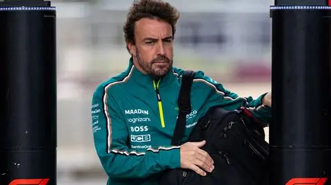 "Wyłączę radio". Bezbłędna reakcja Alonso hitem sieci