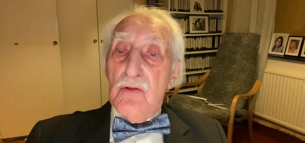 "Ubolewam, że można negować coś tak dobrze udokumentowanego"