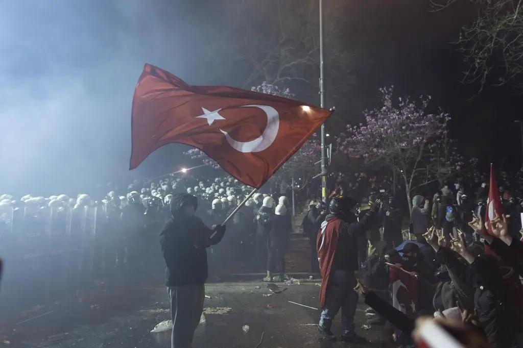 Protesty w Turcji po aresztowaniu Ekrema Imamoglu