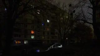 Brak prądu w Charkowie po rosyjskim ostrzale, 8 listopada 2025 roku