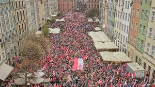 "Nie wszędzie dotarło". Zdjęcie i wpis premiera