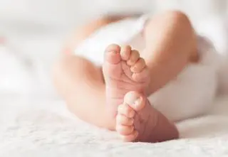 Niemowlę odebrane matce zmarło w rodzinie zastępczej. Śledztwo
