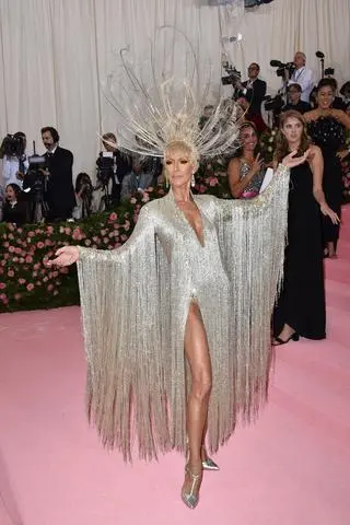 Celine Dion w projekcie Oscar de la Renta (2019)