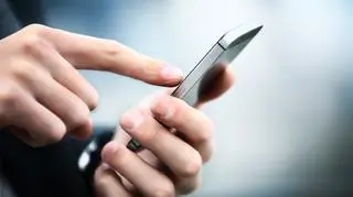 Uwaga na takie SMS-y. "Dane trafiają do cyberprzestępców"