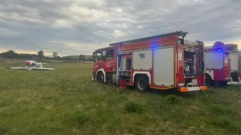 Lekki samolot wywrócił się podczas lądowania na lotnisku w Gliwicach