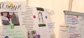 Tablica z informacjami o bliskich i dla bliskich