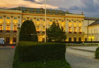 Który z kandydatów wzbudza większą niechęć? Sondaż