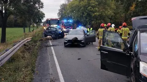 Zderzenie czterech aut na drodze krajowej
