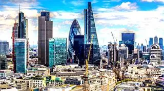 Oligarchowie "wciąż żyją w luksusie". Mimo sankcji mogą wydawać setki tysięcy dolarów