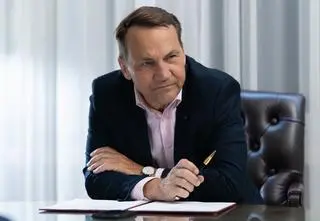 Kolejna wymiana wpisów szefów dyplomacji. W tle ukraiński atak