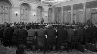 Warszawa 06.02.1989, obrady Okrągłego Stołu