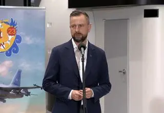 "Najprawdopodobniej mówimy o dronie". Szef MON o eksplozji