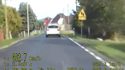 Osobówka jechała 92 kilometrów na godzinę w terenie zabudowanym